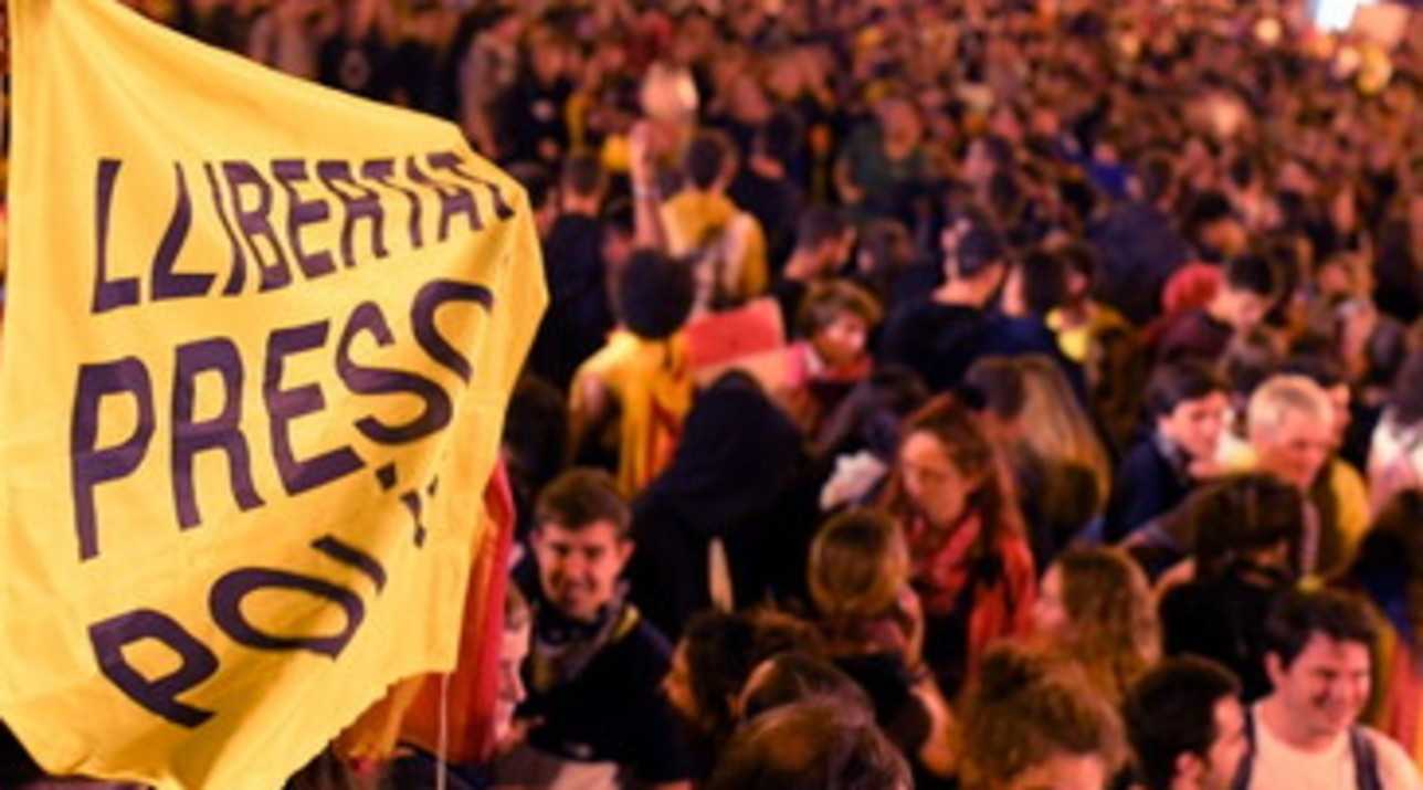 Catalogna, oggi sciopero generale e nuova manifestazione Torra