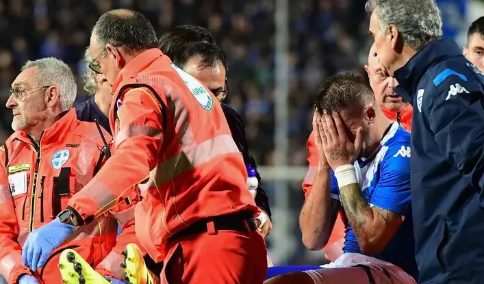 Calcio Serie A. l’ottava giornata: Brescia-Fiorentina 0-0 Dessena, in barella e in lacrime