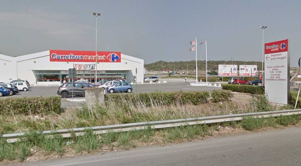 Proprietà Carrefour Crotone, "nessun licenziamento WhatsApp"