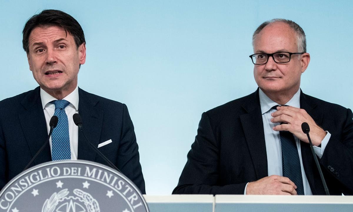 Invece di ringraziarli il governo fa la guerra ai commercianti