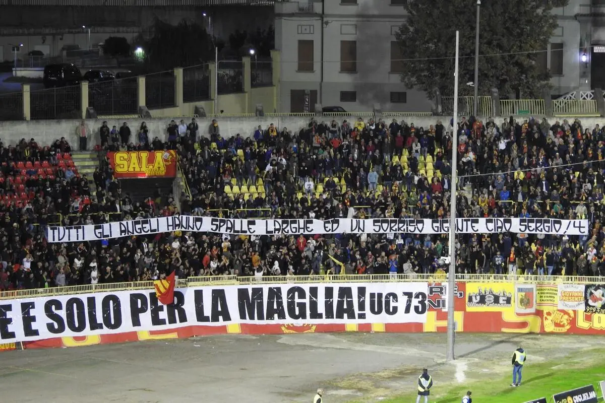 Calcio. Catanzaro-Avellino 3-1. Cronaca e commenti dei tecnici Grassadonia e Capuano con highlighs