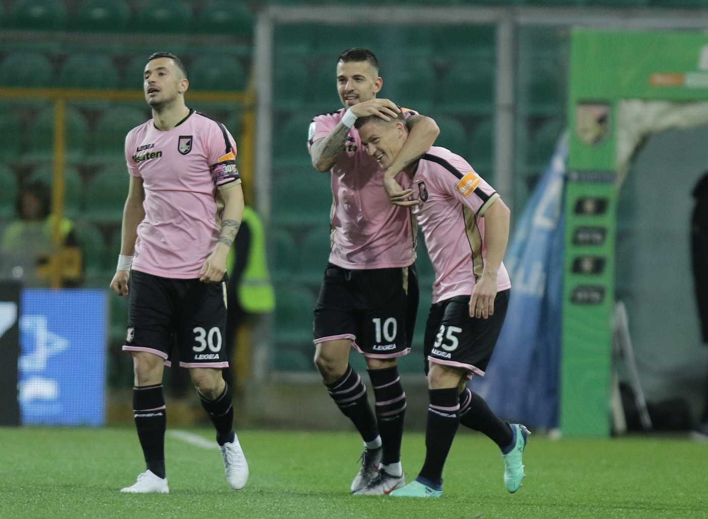 Calcio: Palermo da dieci e lode, in totale 6 imbattuta dalla serie A alla serie D