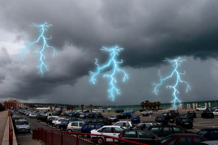 Meteo: domani giornata da incubo, ecco in quali regioni. Previsioni su Nord, Centro, Sud e Isole