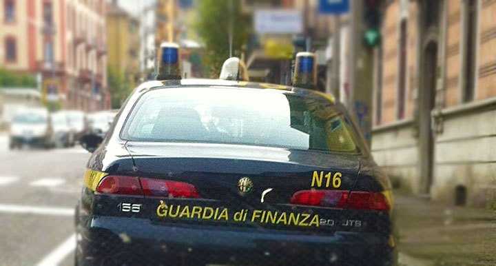 Catanzaro. Reddito cittadinanza a 8 pusher, operazione Gdf in Calabria