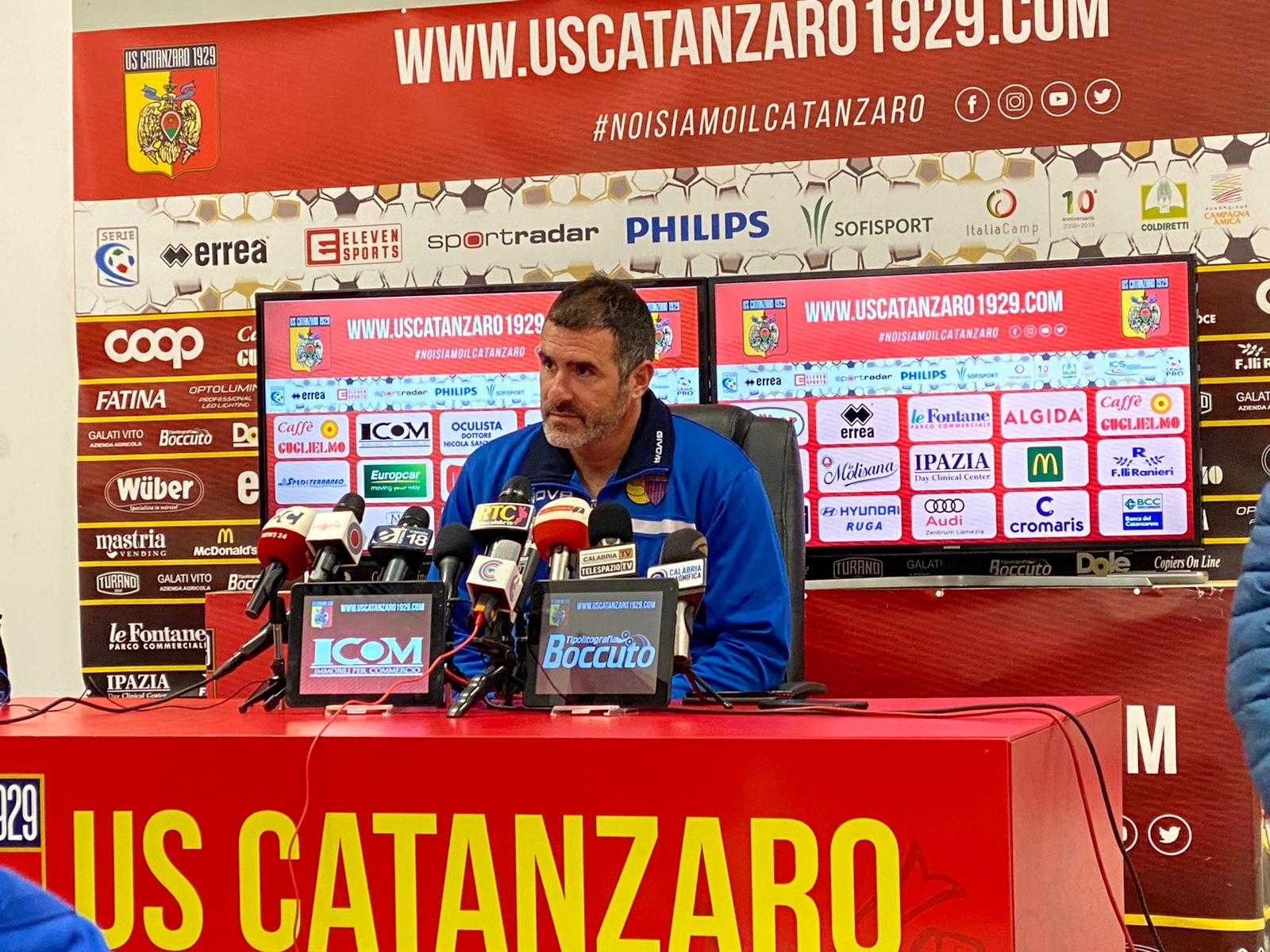 Calcio. Catanzaro-Catania 3-0. Accade tutto nella ripresa (con highlights)