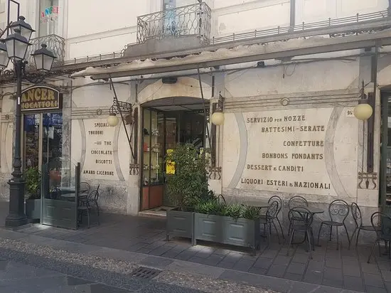 Catanzaro. Sindaco Sergio Abramo, "esclusa ipotesi chiusura Bar Imperiale"