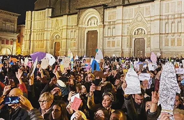 Sardine si preparano a varcare i confini, domenica a New York