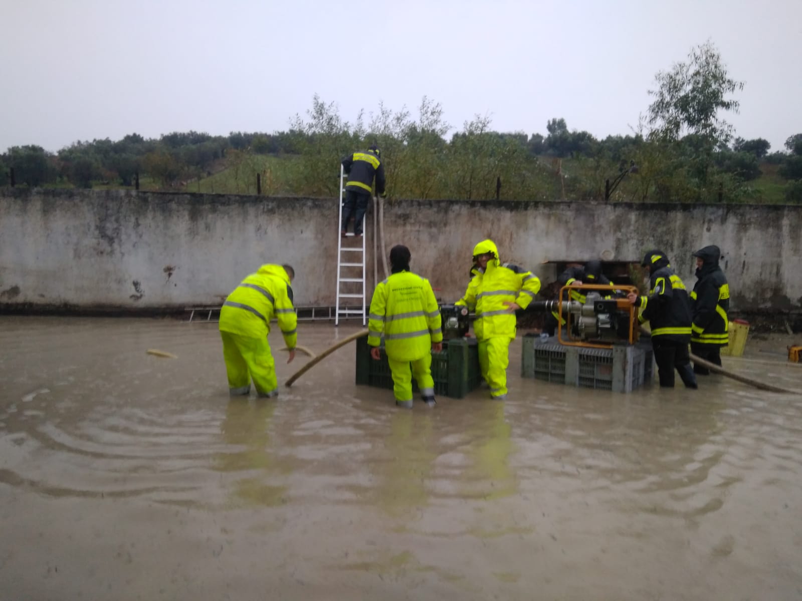 Maltempo: nubifragio in Calabria, allagamenti e disagi. Intervento VVF "aggiornamento" (Foto Video)