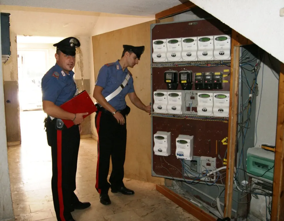 Denunciate 7 donne per furto di energia elettrica a Palermo