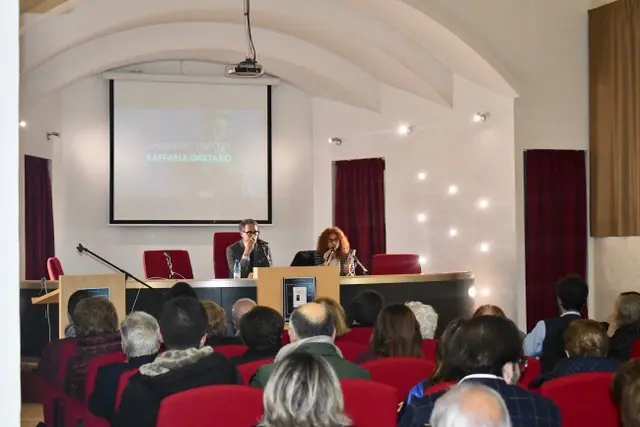 Presentato a Lamezia Terme «Leopardi e L’Infinito» di Raffaele Gaetano