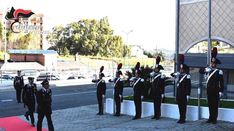 Carabinieri: visita commiato a Catanzaro gen. Luigi Robusto