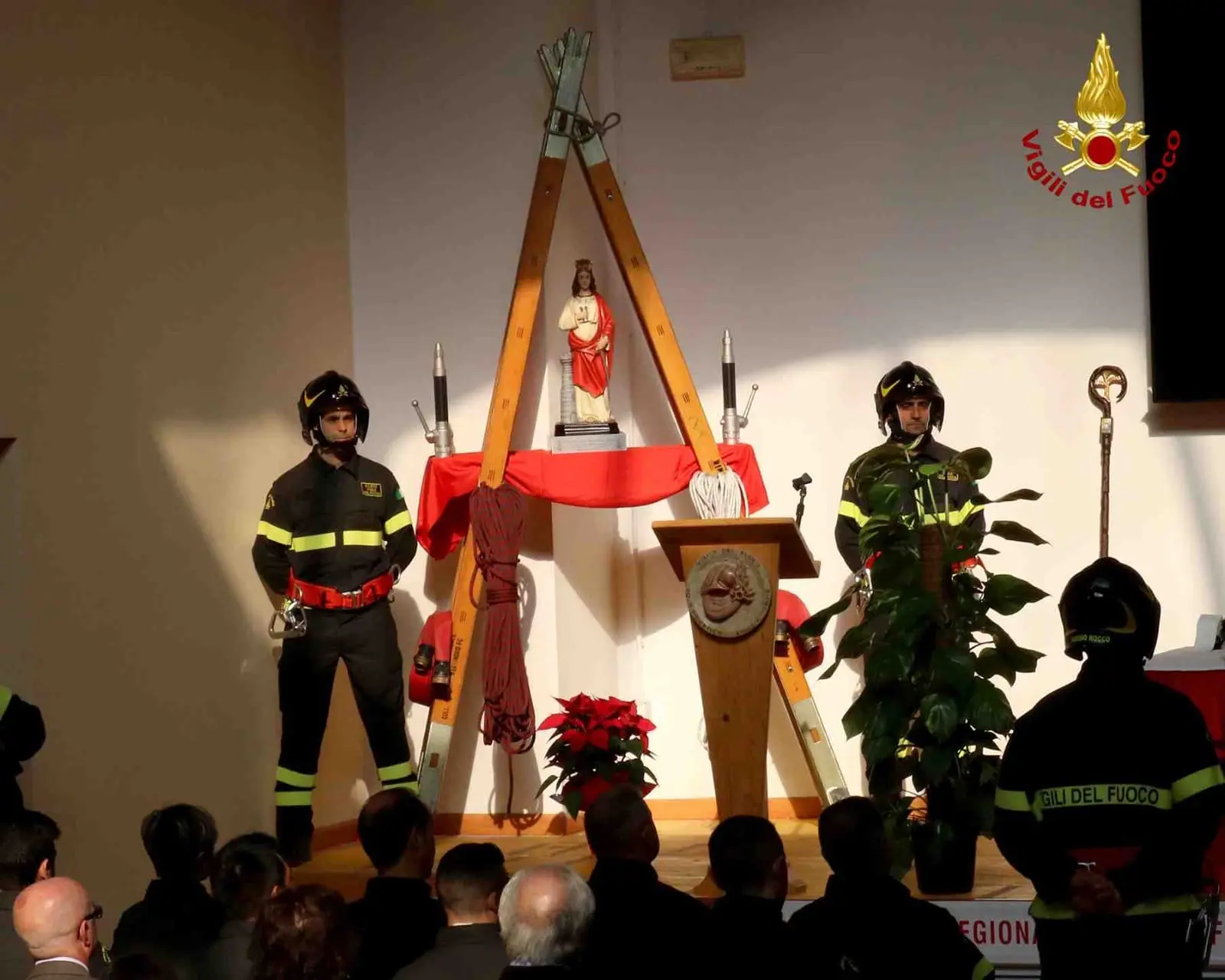 VVF: Festività di Santa Barbara presso il Centro Polifunzionale Regionale di Lamezia Terme (Foto)