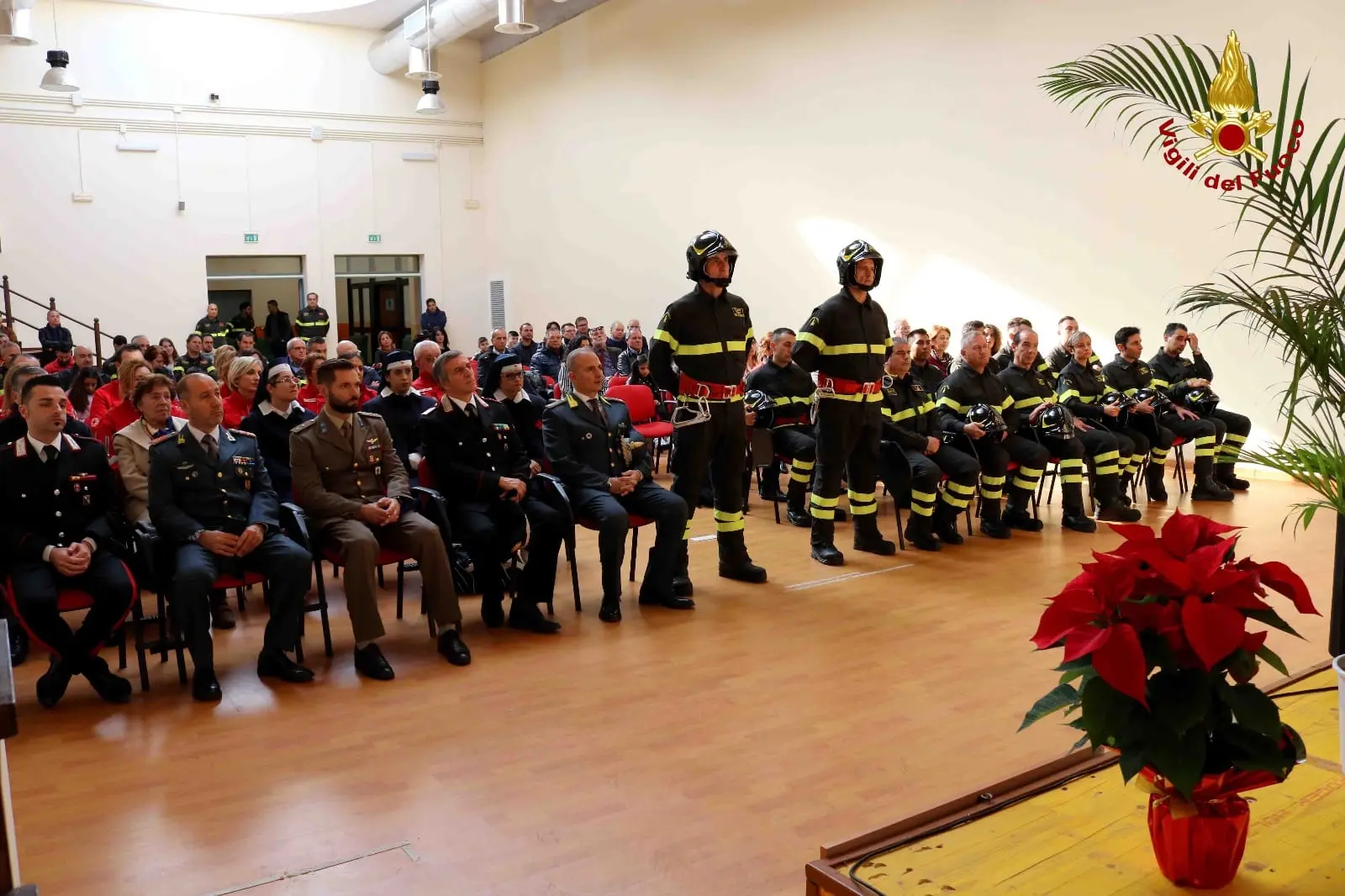 VVF: Festività di Santa Barbara presso il Centro Polifunzionale Regionale di Lamezia Terme (Foto)