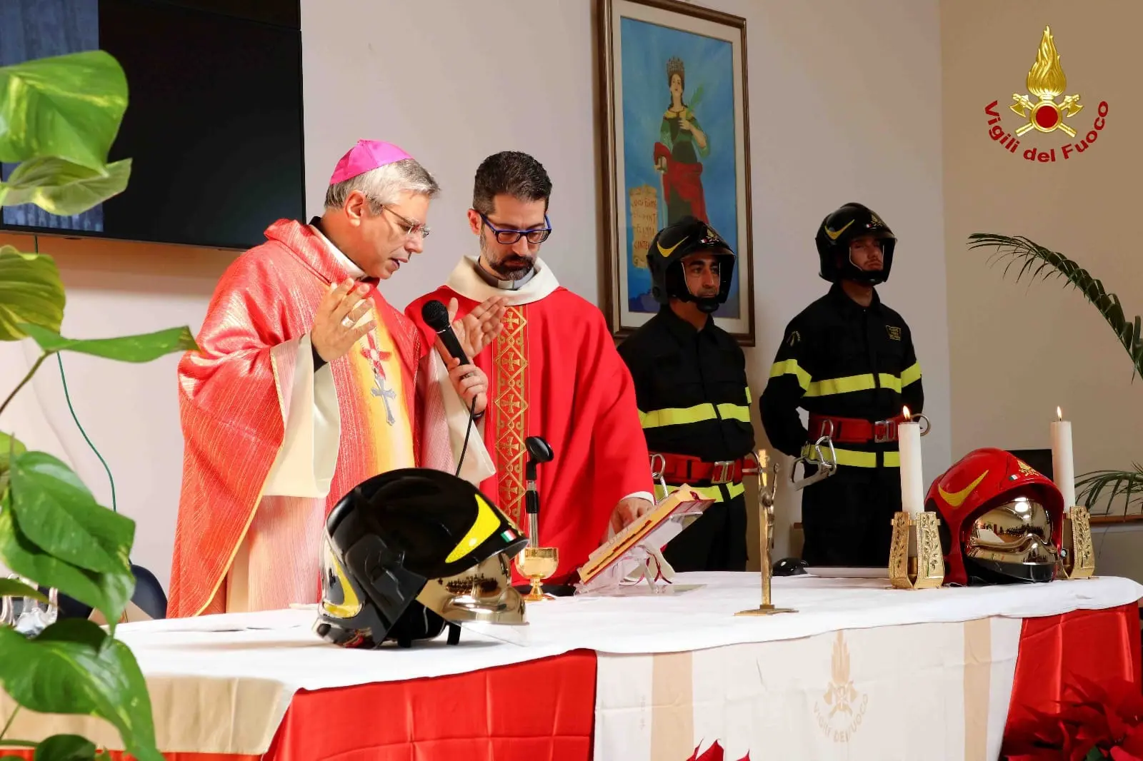 VVF: Festività di Santa Barbara presso il Centro Polifunzionale Regionale di Lamezia Terme (Foto)