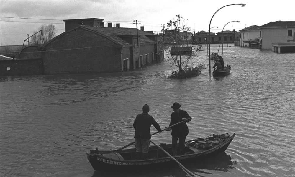 Franco Sicari: Pioveva, quel 5 novembre 1951....“Un favolettaro in cerca di editore”