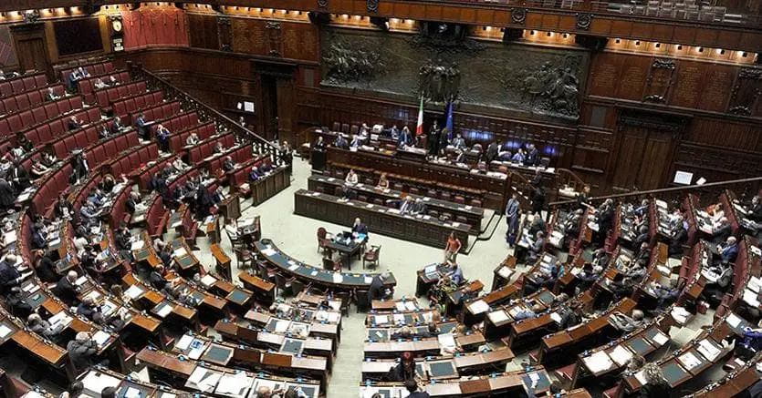 Politica: tra MES e finanziamento ai partiti, inizia una settimana intensa per la maggioranza