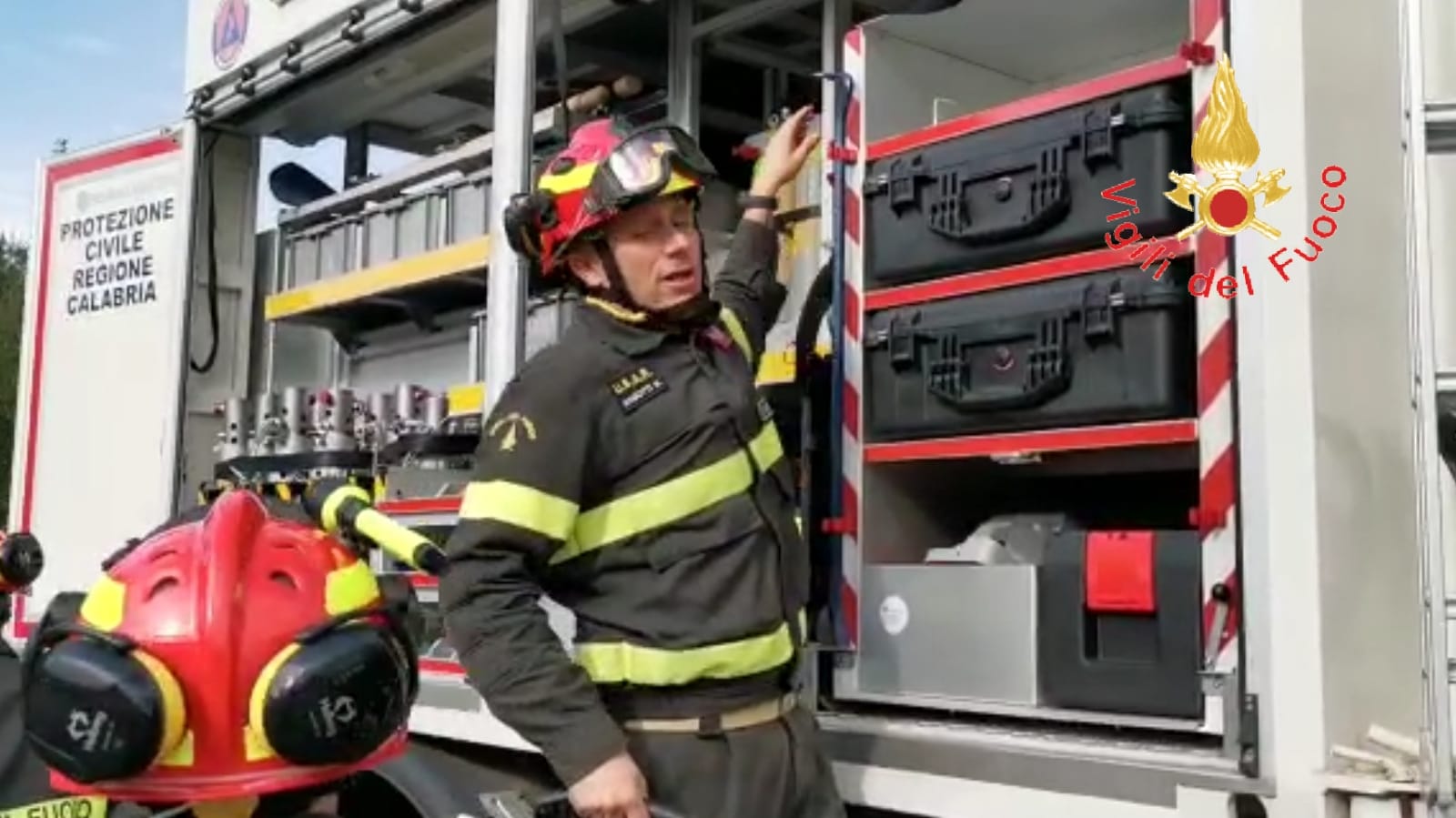 Regione dona a Vvf mezzo ricerca persone sepolte da macerie