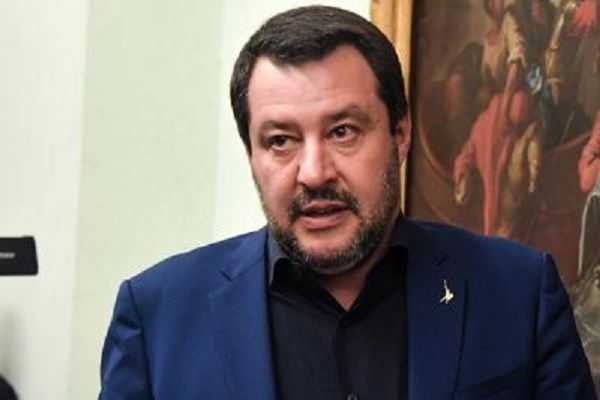 Salvini sbarca in Calabria, vinciamo con qualsiasi nome (Video)