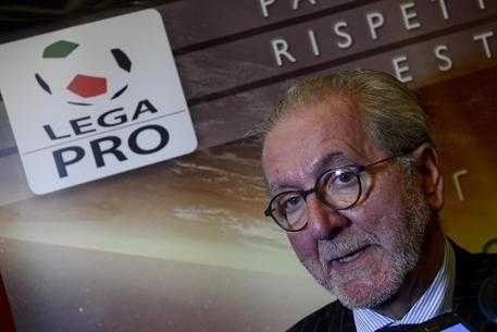 Lega Pro "stop un turno serie C per defiscalizzazione