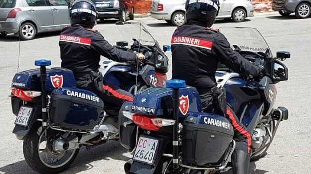 Droga: spacciava in Piazza Autolinee Cosenza,arrestato 19enne