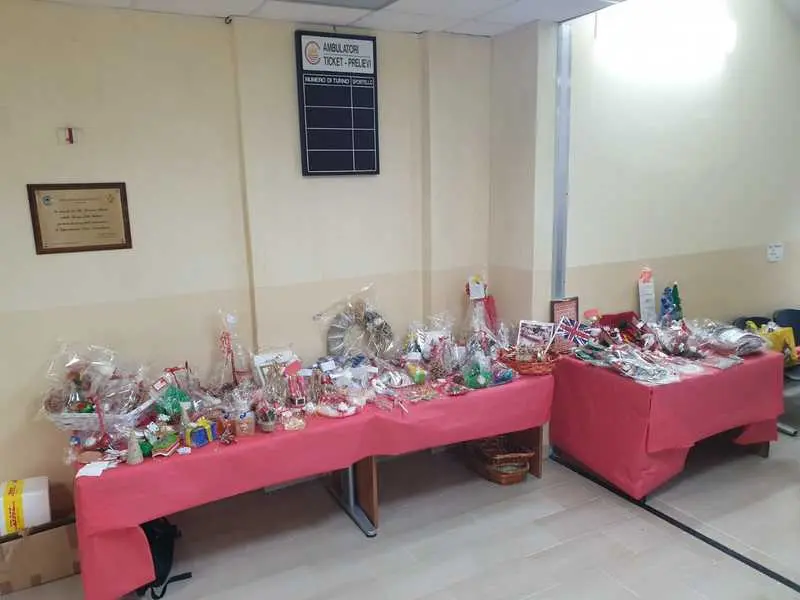 Natale solidale dell'I.C. Catanzaro Nord Est Manzoni (Video)