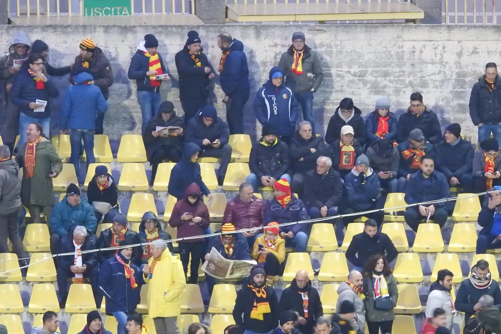 Calcio. Catanzaro-Monopoli 1-2, giallorossi sorpassati nel finale (con highlights)