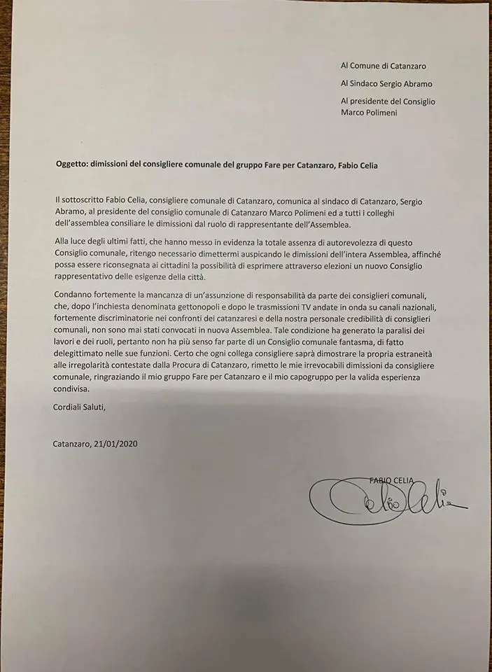 "Gettonopoli" Catanzaro. Il Consigliere Fabio Celia presenta le dimissioni al Sindaco Sergio Abramo