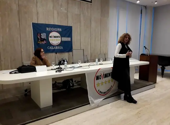 Barbara Lezzi presente all'evento su autonomia differenziata