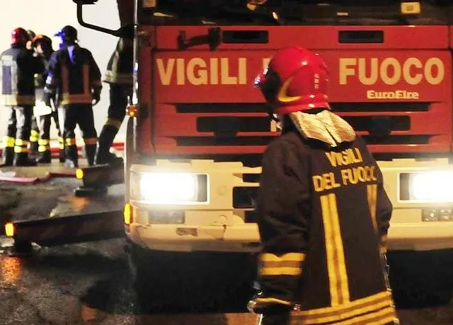 Calabria. Incendio in abitazione, morta nonnina  corpo recuperato da VVF