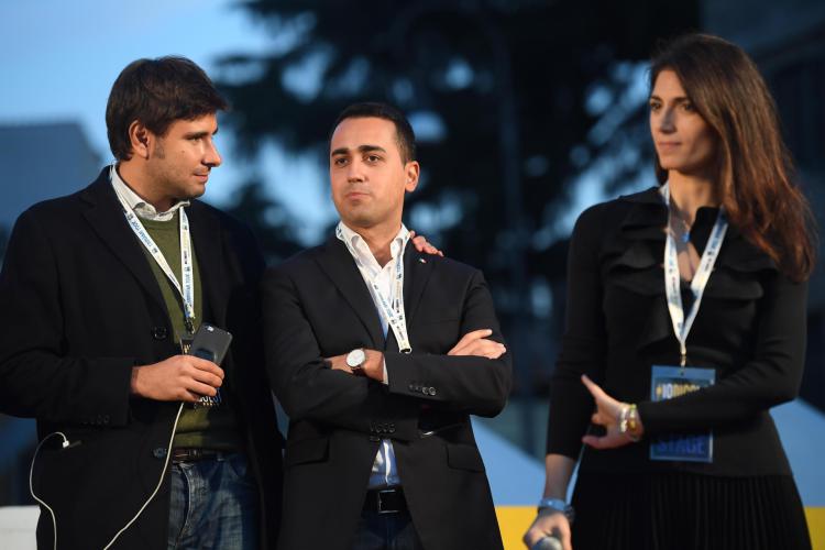 M5S tenta ripartenza ma è attacco interno a "terza via”. Crimi in campo per evitare scissioni