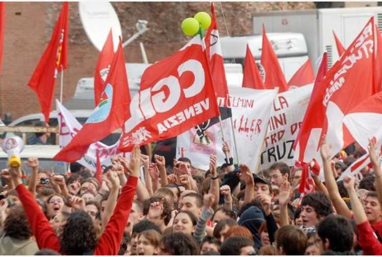 Scuola: sindacati, il 17 marzo sciopero personale precario