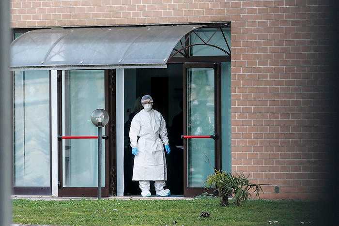 Coronavirus: 2 bimbi in quarantena portati a Spallanzani