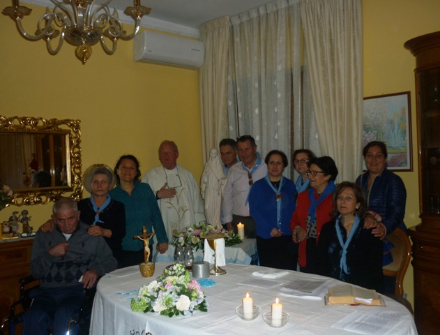 Il Santo Rosario recitato nelle case delle famiglie della Parrocchia del Carmine