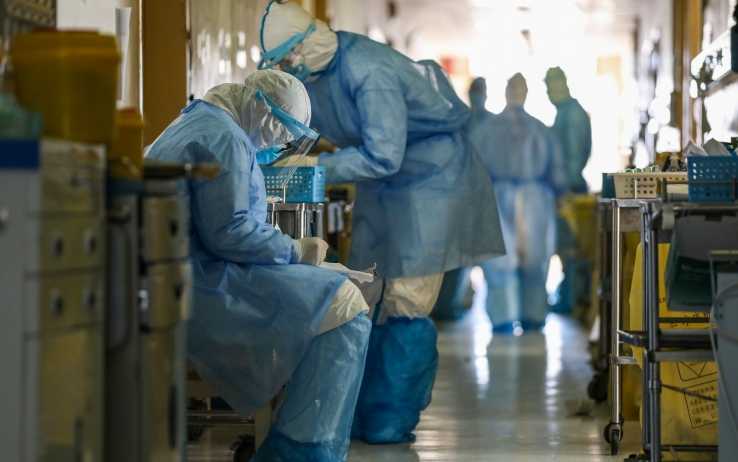 Coronavirus: studenti italiani in quarantena non perdono anno, ordinanza Borrelli