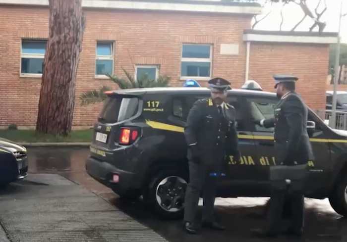 Ostia analisi gratis a amici e Parenti indagati 141 tra medici e paramedici