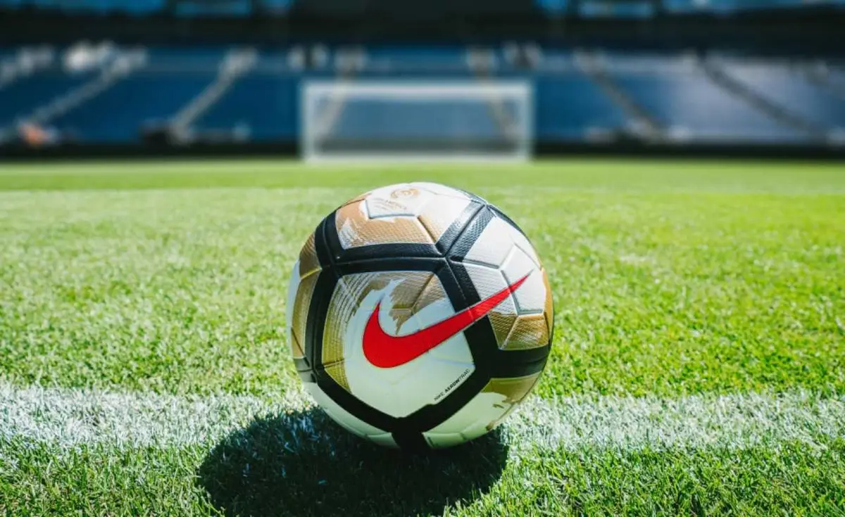 Coronavirus: Calcio, rischi su serie A, Champions, Europa League e Europei