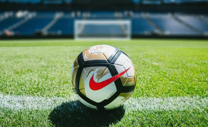 Coronavirus: Calcio, rischi su serie A, Champions, Europa League e Europei