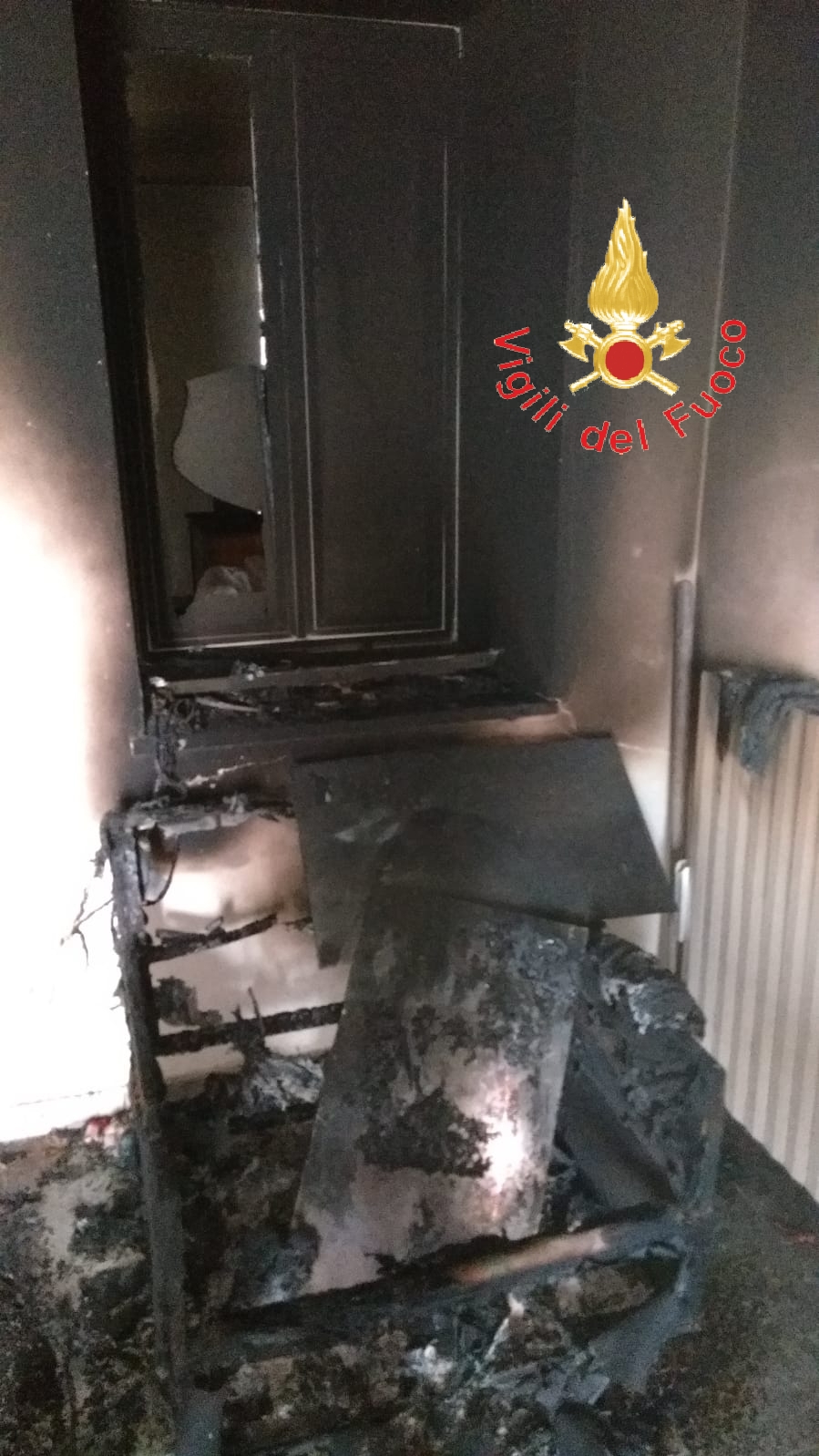 Rogo abitazione nel lametino, i VVF trovano morto un nonnino