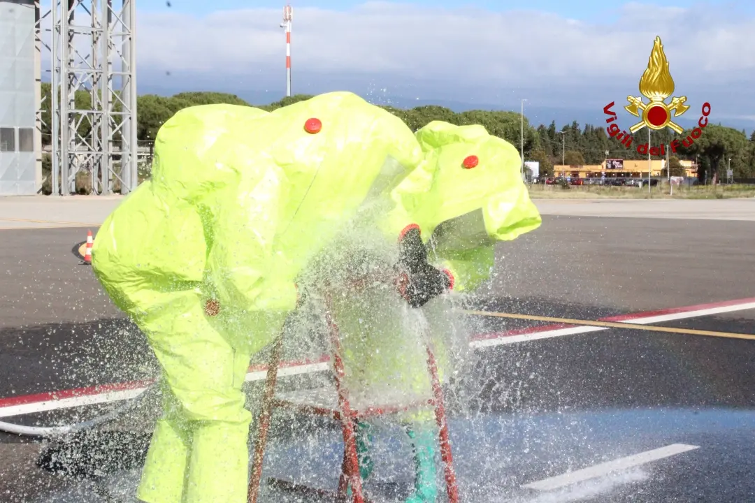 Esercitazioni del Nucleo NBCR dei Vigili del Fuoco del comando di Catanzaro (Video)