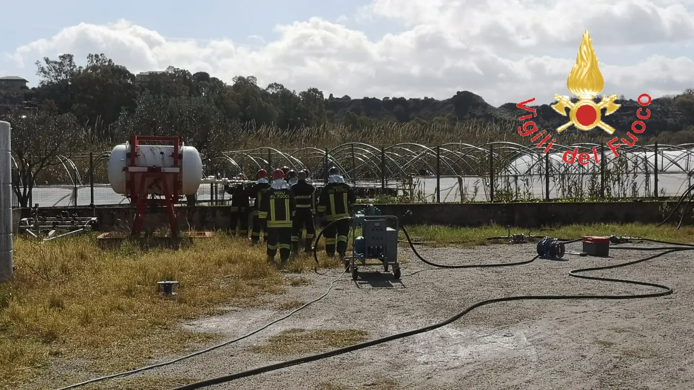 Esercitazioni del Nucleo NBCR dei Vigili del Fuoco del comando di Catanzaro (Video)