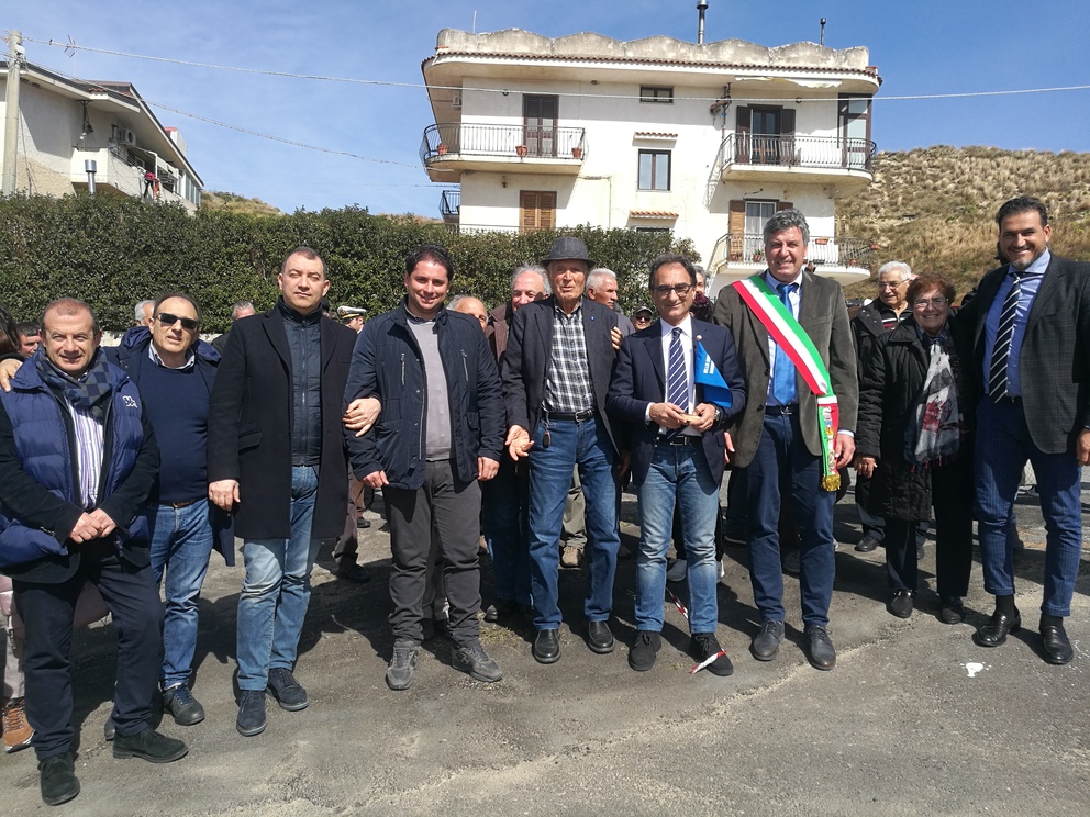 Inaugurata la bretella Uria-Sellia Marina. Abramo e Mauro é nostro dovere dare risposte ai cittadini