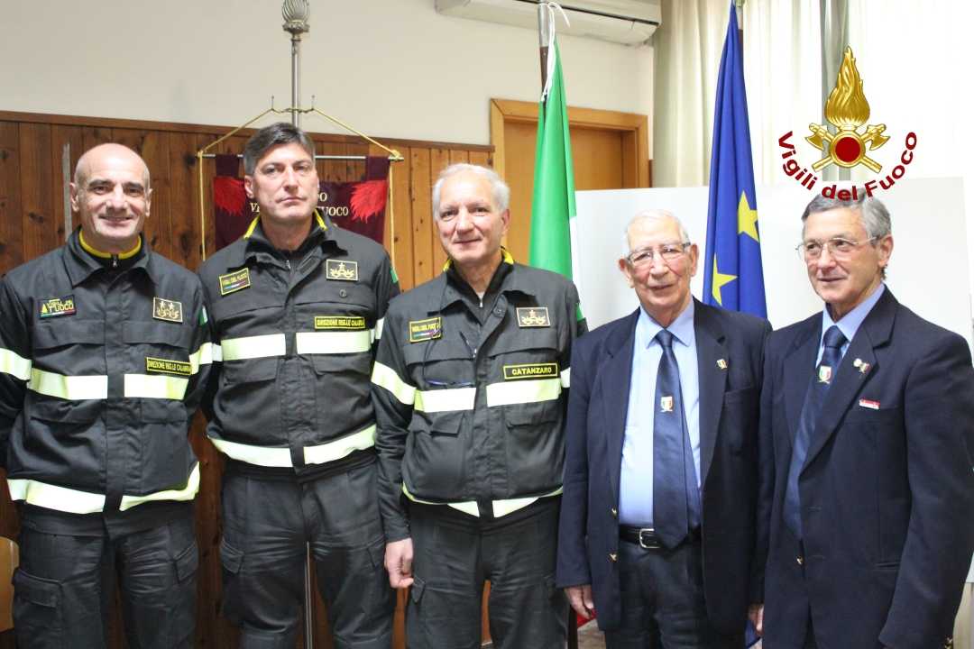 Cambio di guardia al comando vigili del fuoco di Catanzaro (Foto)