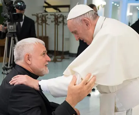 Don Claudio Campa: “la malattia non chiede permesso, entra nella tua vita e pretende”