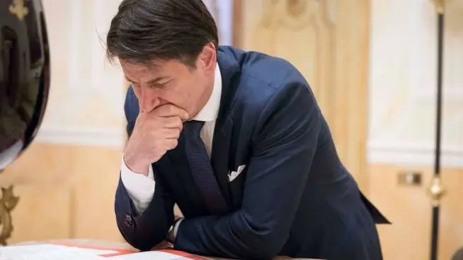 Coronavirus. Fuoco amico sul Premier Conte. Matteo Renzi chiede un super commissario per il Covid-19