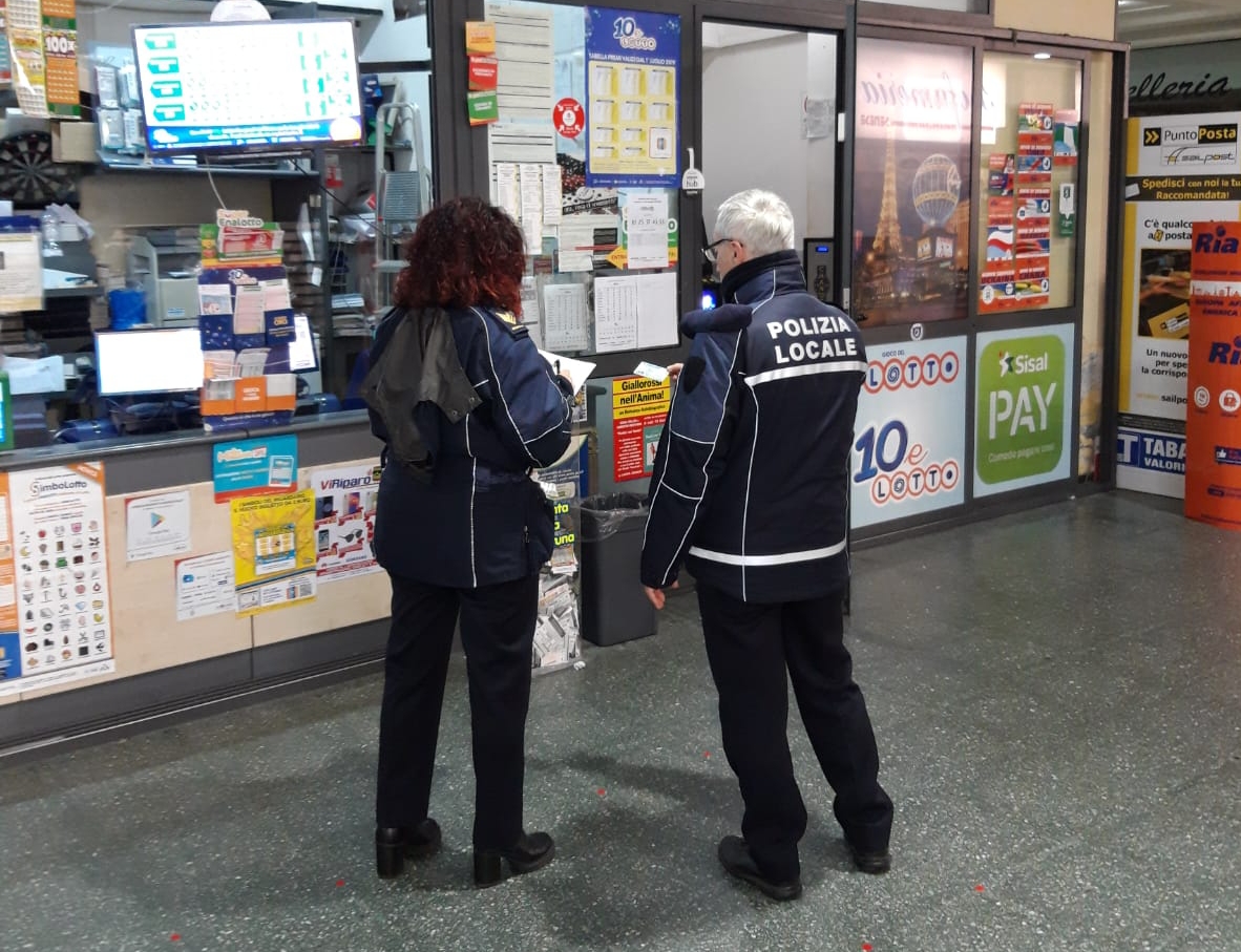 Coronavirus: Catanzaro, controlli polizia locale. Verifiche su 50 negozi e 12 centri scommesse