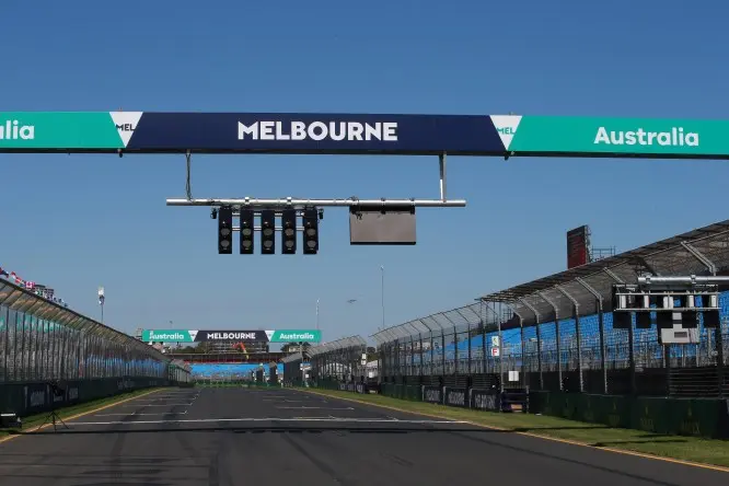 Coronavirus, F1: Gran Premio di Australia cancellato #IoRestoaCasa