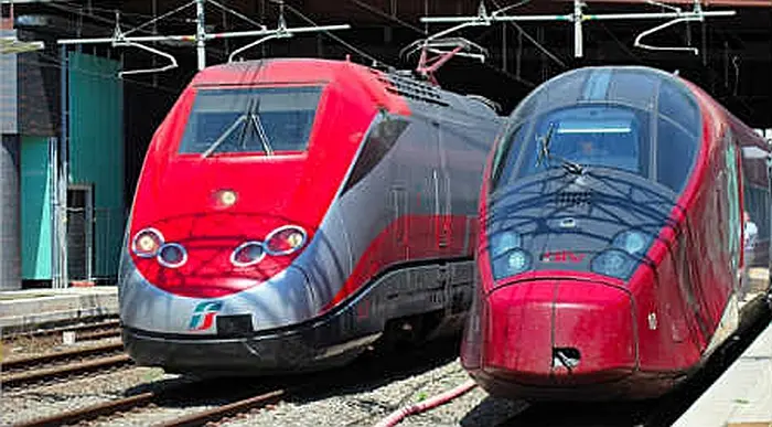 Coronavirus, da Mit blocco anche ai treni notturni #IoRestoaCasa