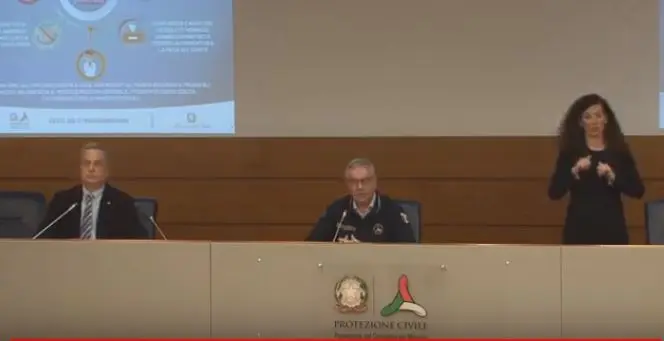 Cronavirus: Diretta Video. 'Istruzioni sul rientro degli italiani dall'estero' IoRestoaCasa