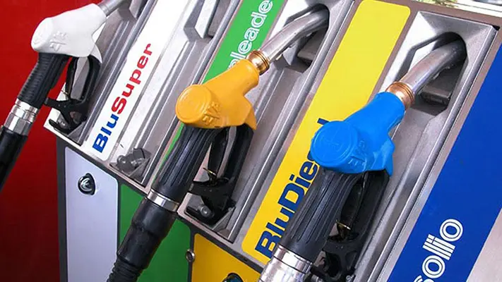 Coronavirus: da domani inizia stop impianti benzina