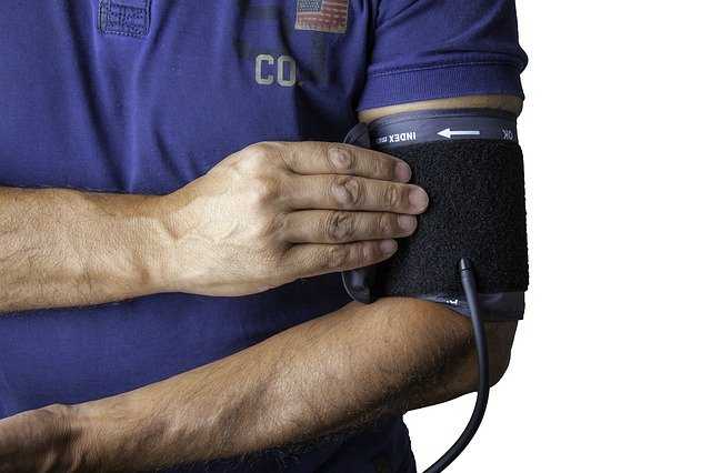 Pressione del sangue, come monitorarla con i dispositivi smart